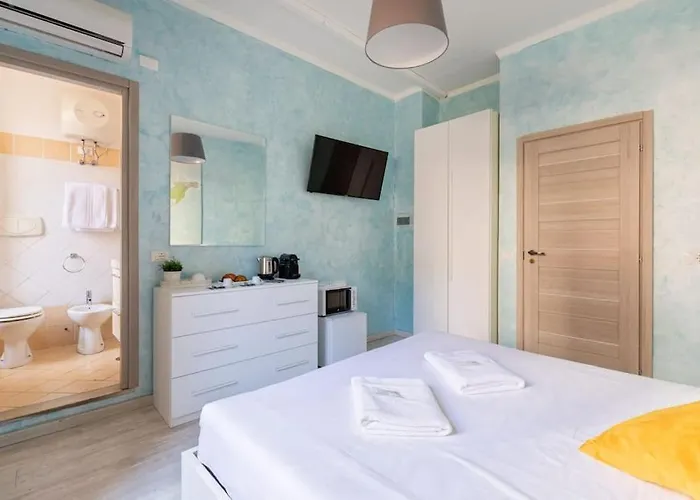 Private Room In A Guest House With Private Bathroom N4